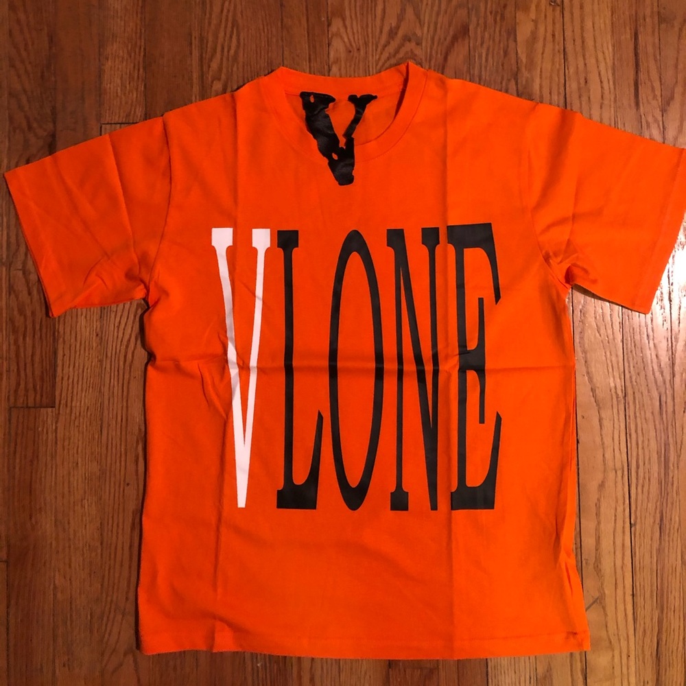 Vlone Staple T-Shirt Brand New-M